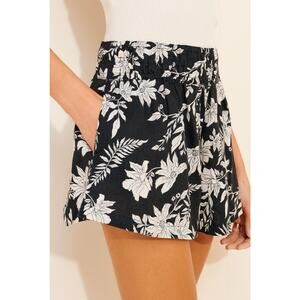 NWT Anthropologie The Somerset Shorts: Linen Edition. Size LP. Ret $ 98